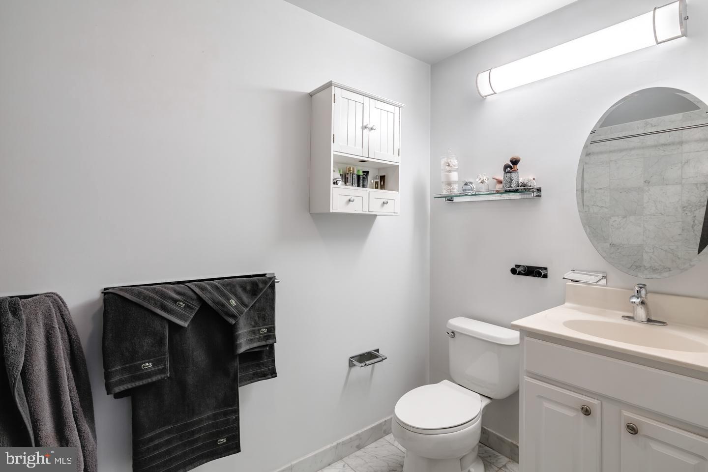 1500 Chestnut St #5c Property Photo 8