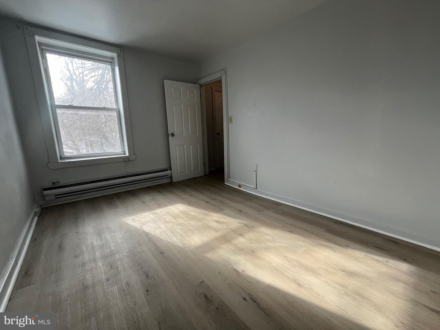 2130 W Spencer Ave Property Photo 6