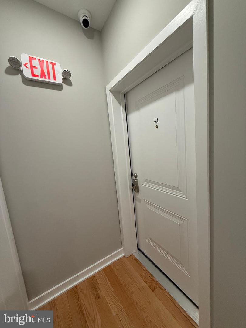 914-18 W SUSQUEHANNA AVE #4A Property Photo 1