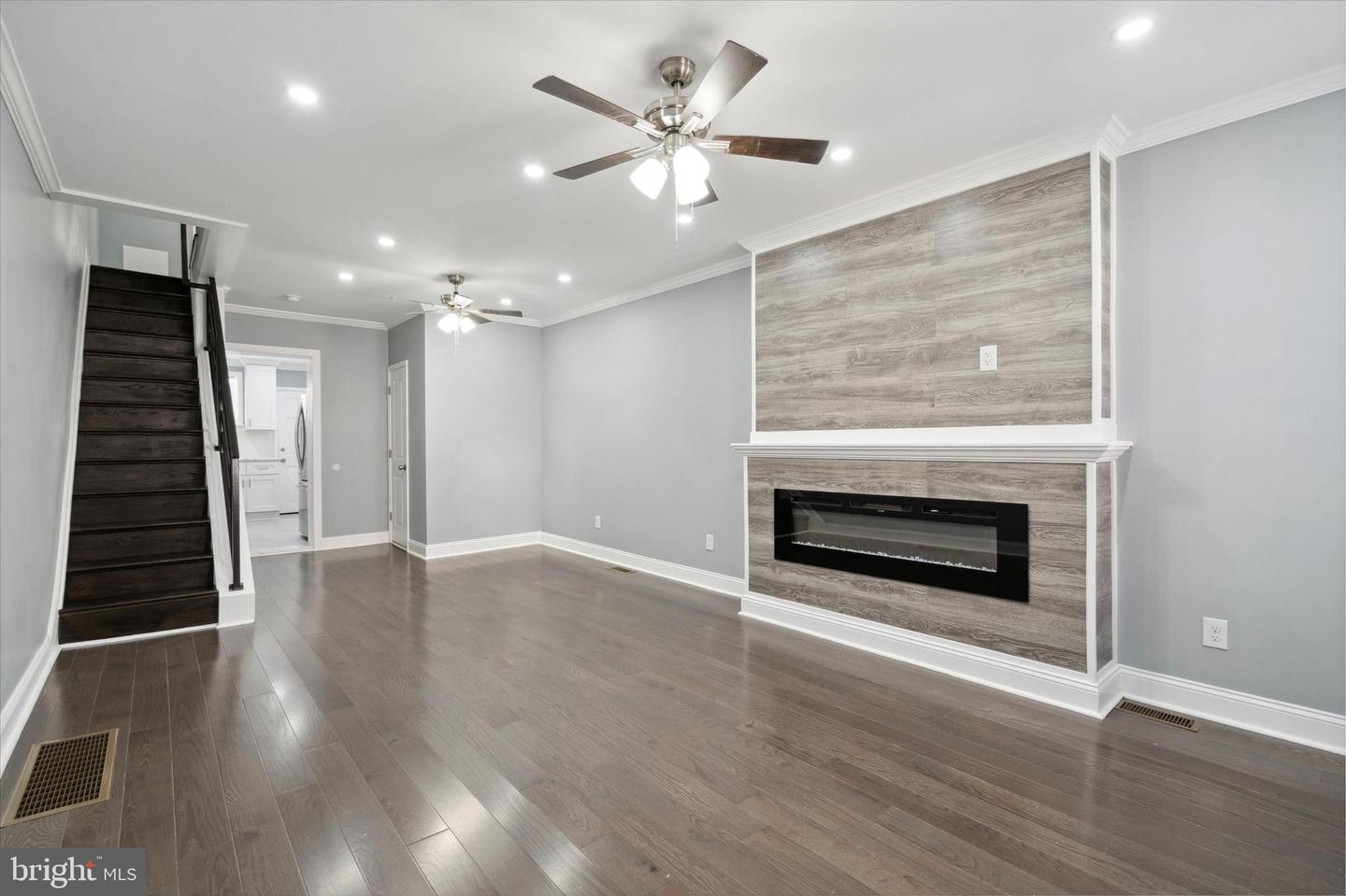 2241 N Hancock St Property Photo