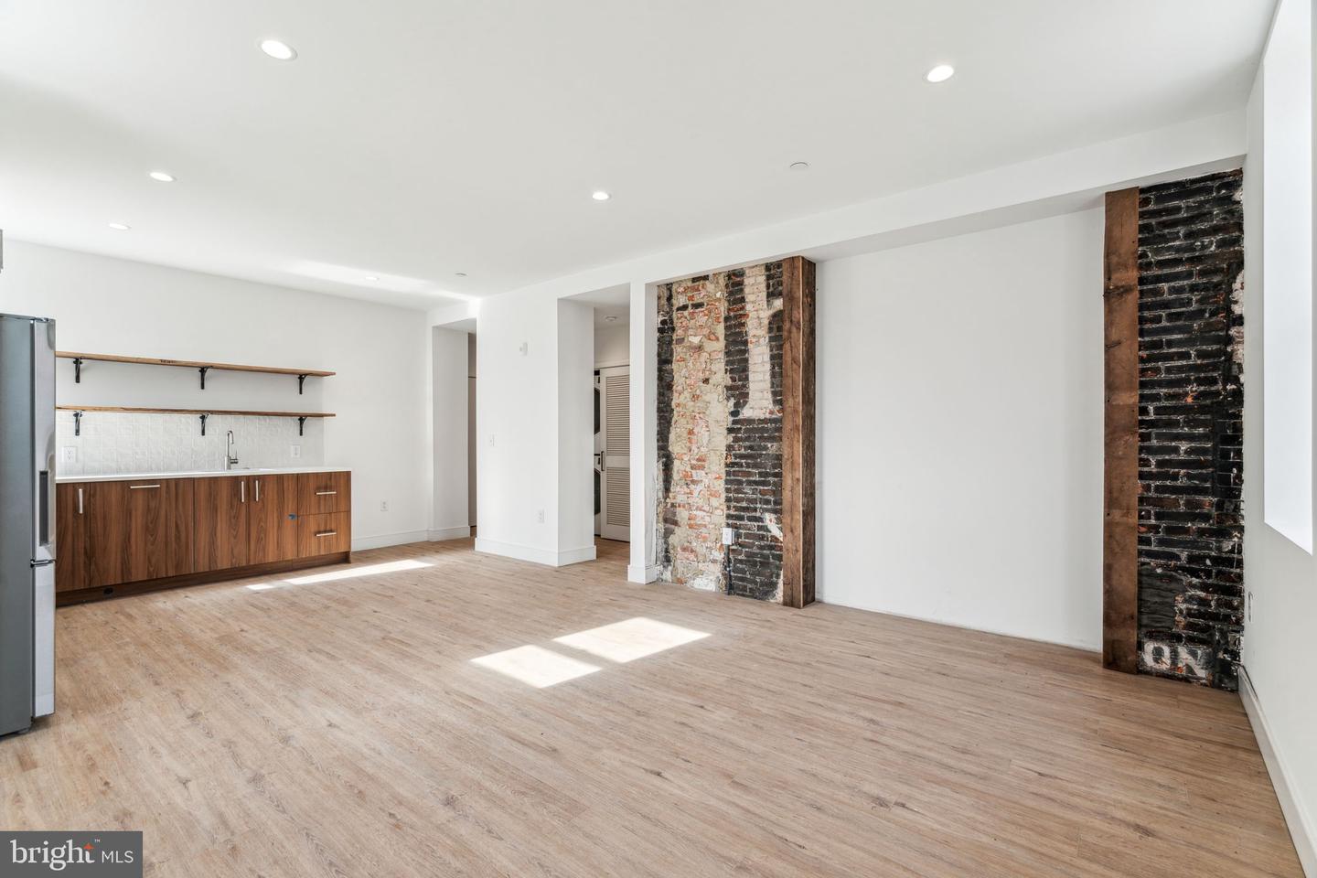 1254-56 S 18th St #1 Property Photo