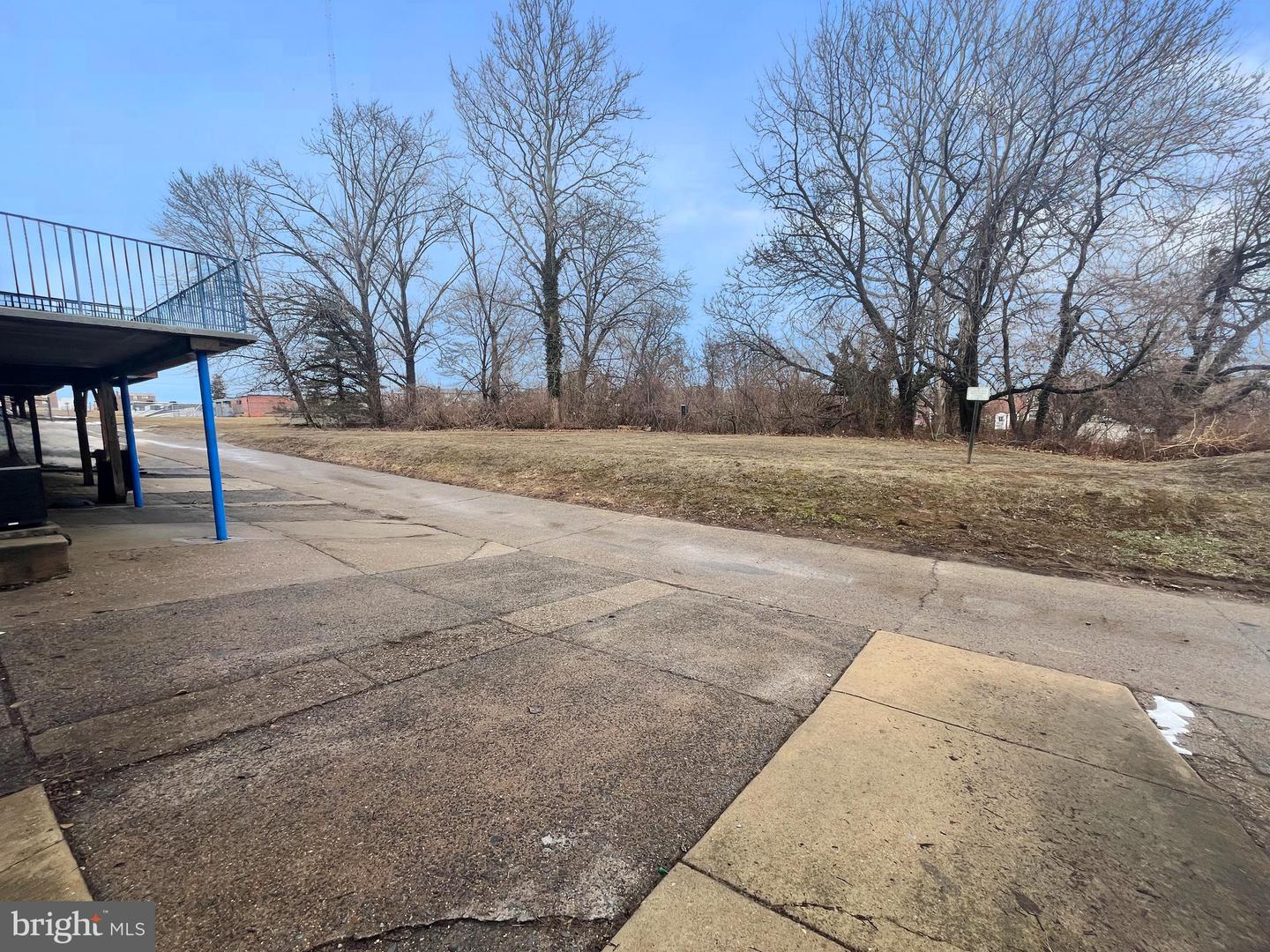 1603 Meribrook Rd Property Photo 4