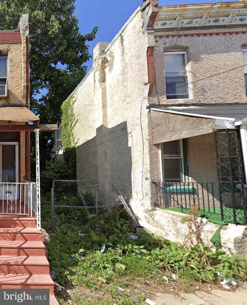 3041 Euclid Ave Property Photo 1