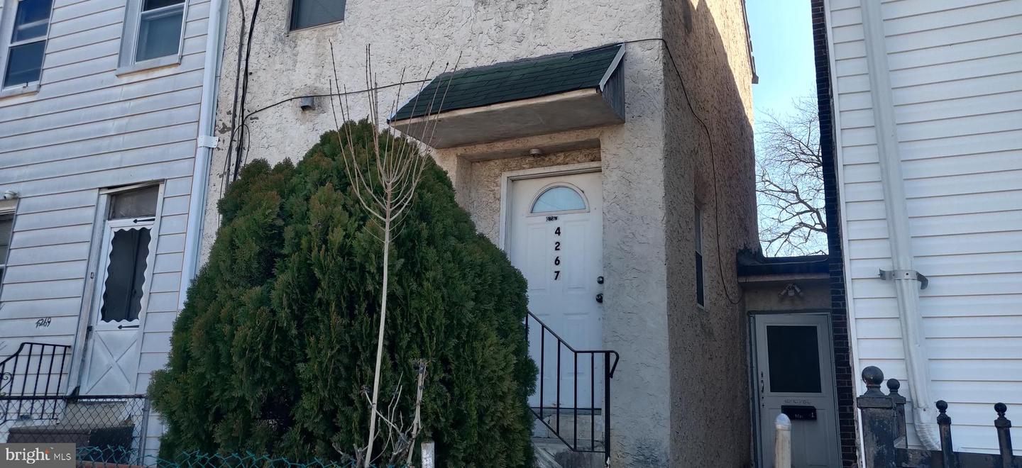 4267 PAUL ST Property Photo 1