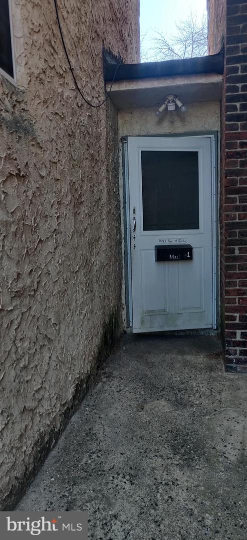 4267 Paul St Property Photo 4