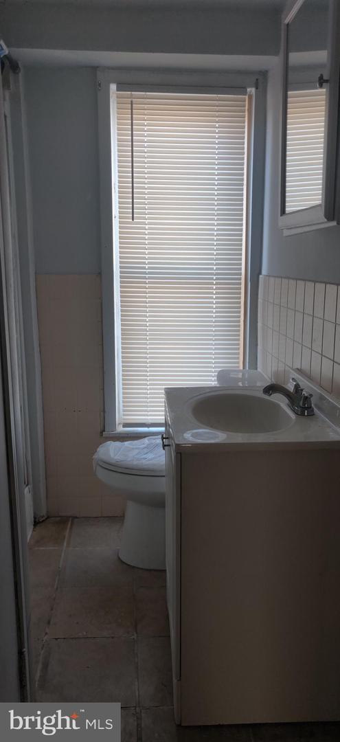 4270 Paul St Property Photo 6