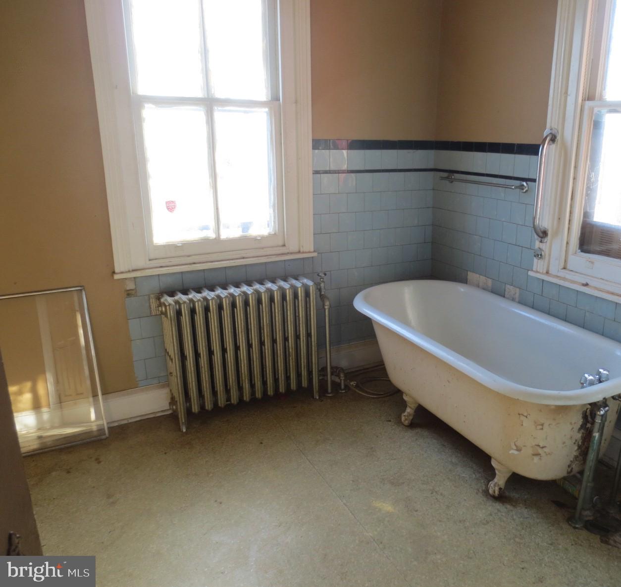 2851 N Palethorp St Property Photo 9