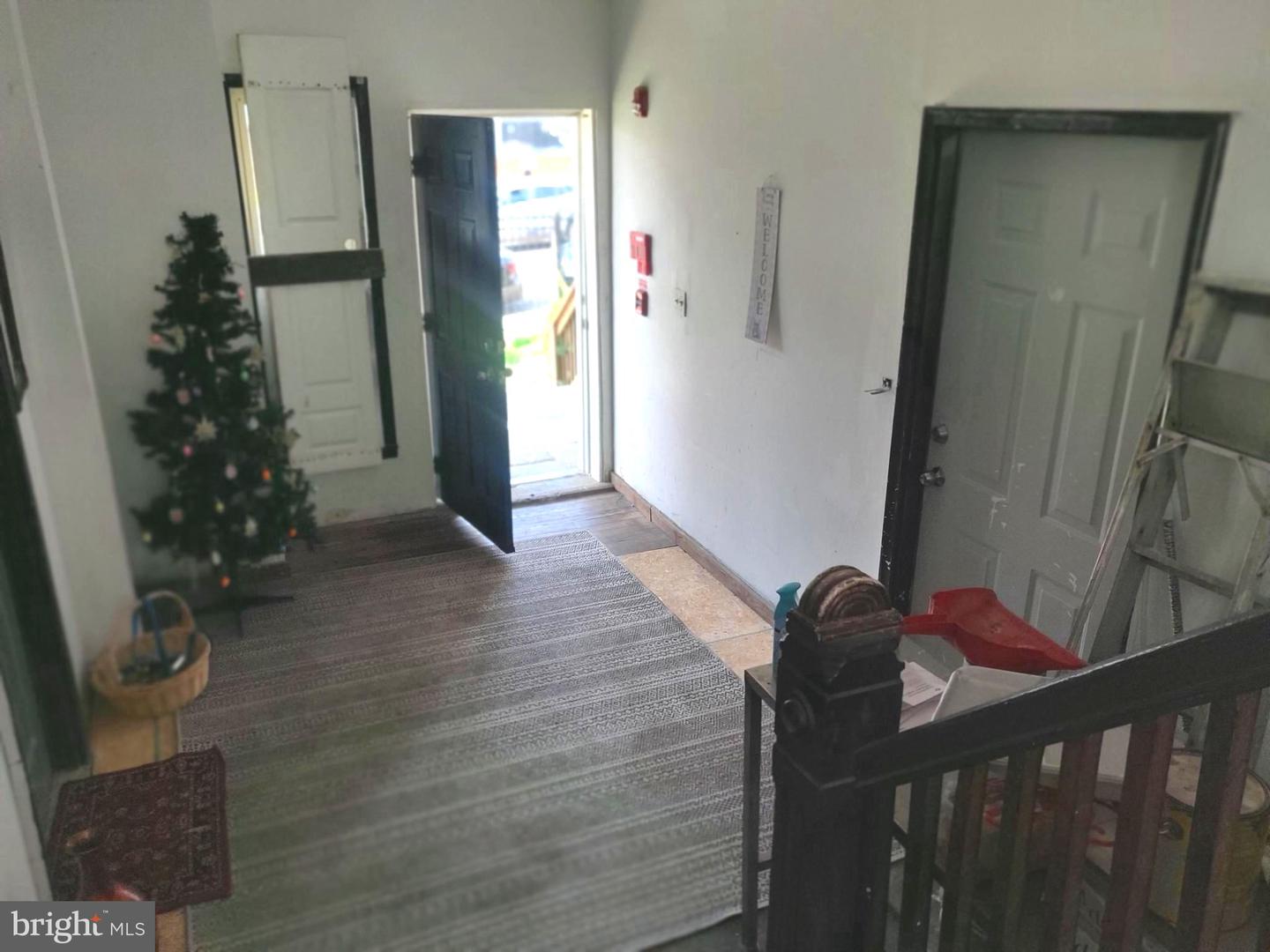5003 Penn St Property Photo 10