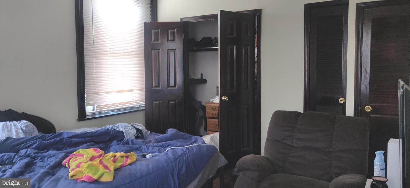 5003 Penn St Property Photo 40