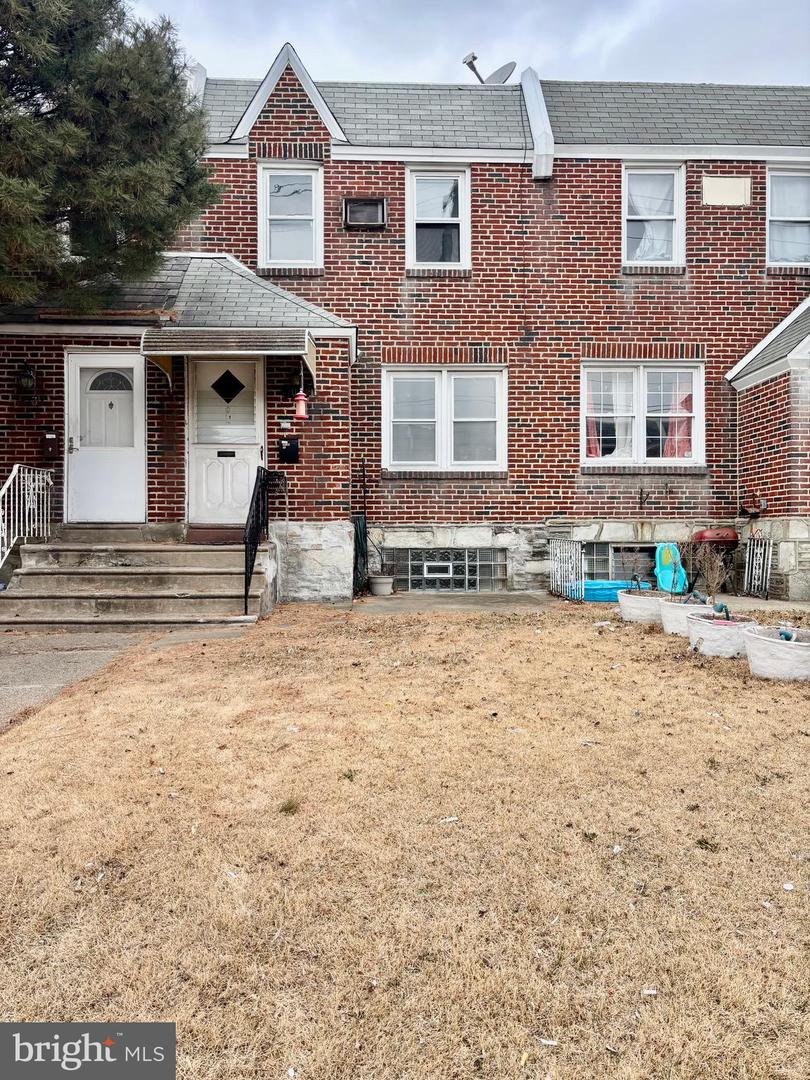 7034 Large St Property Photo