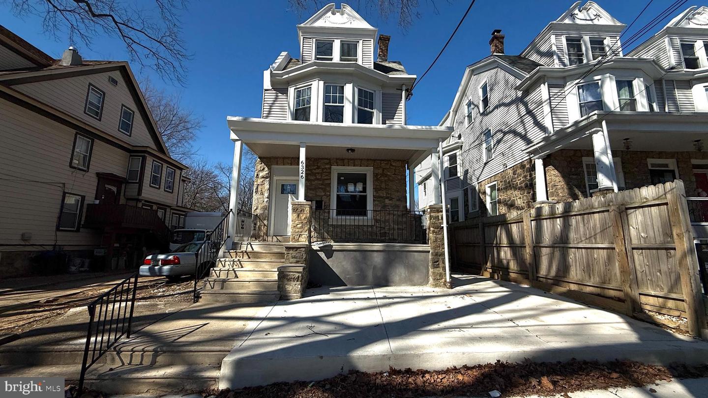 6326 Newtown Ave Property Photo 1
