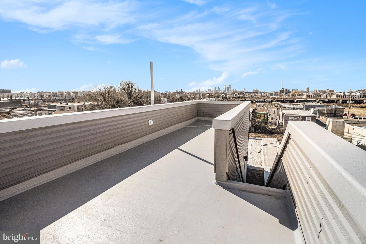 1914 E Somerset E Property Photo 22