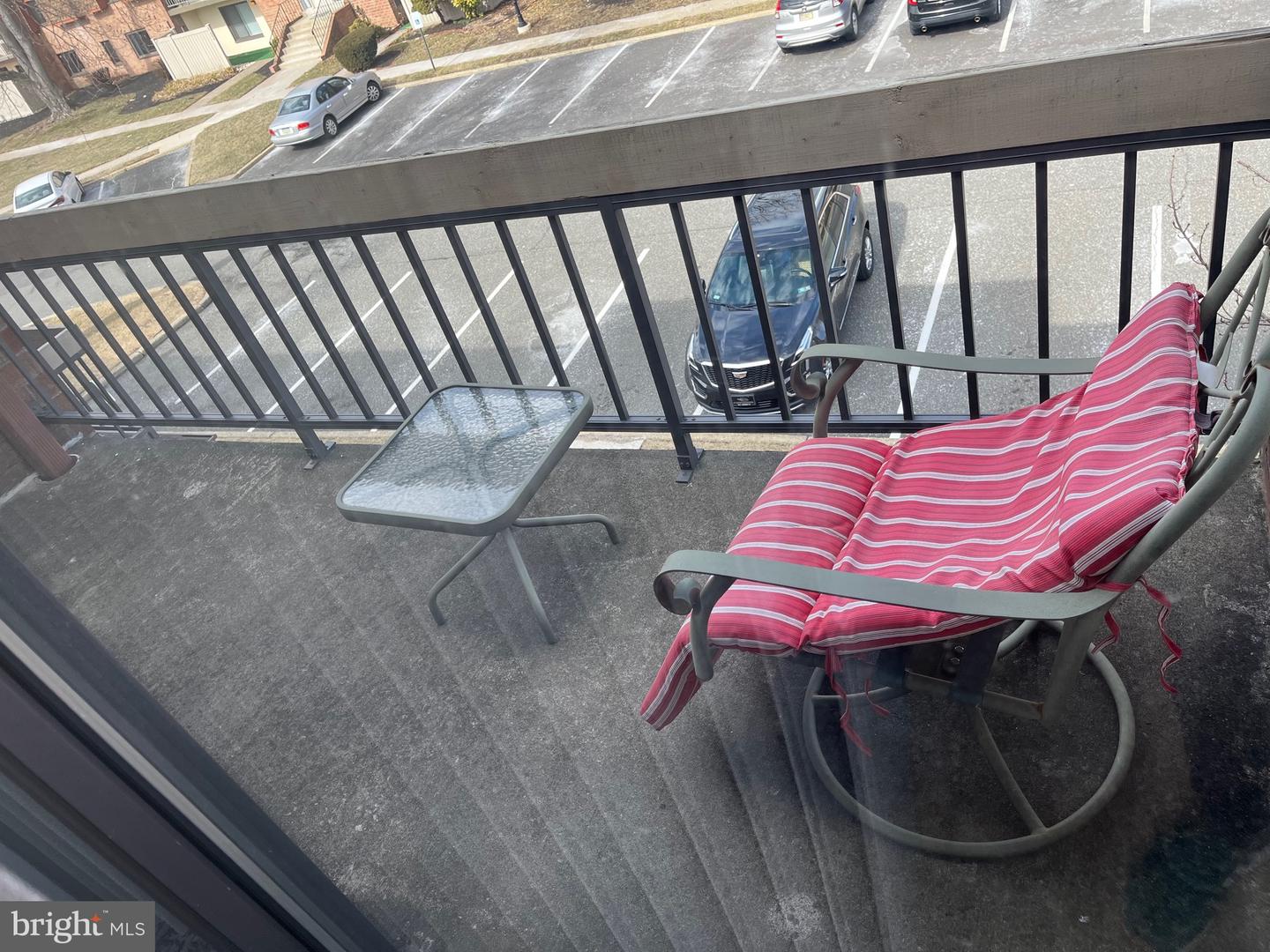 45301 Delaire Landing Rd #301 Property Photo 4
