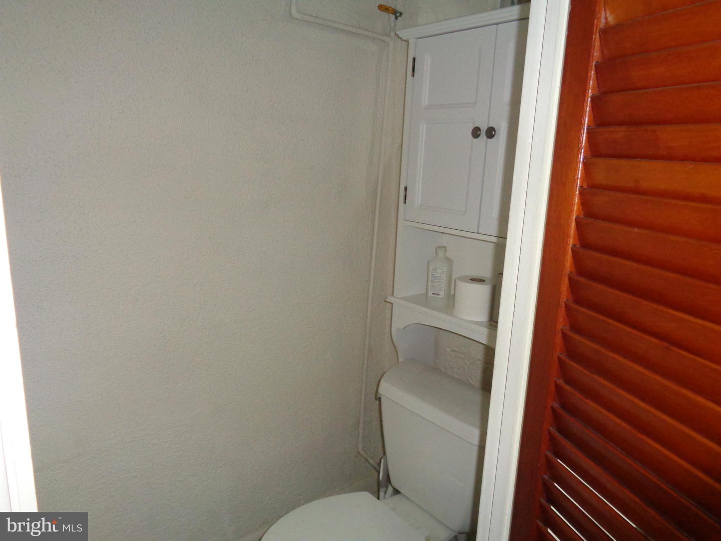 7172 Cottage St Property Photo 17