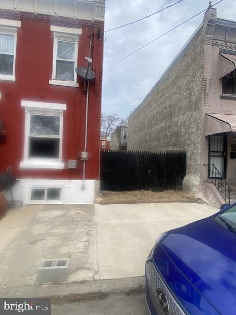 2943 W Gordon St Property Photo 3