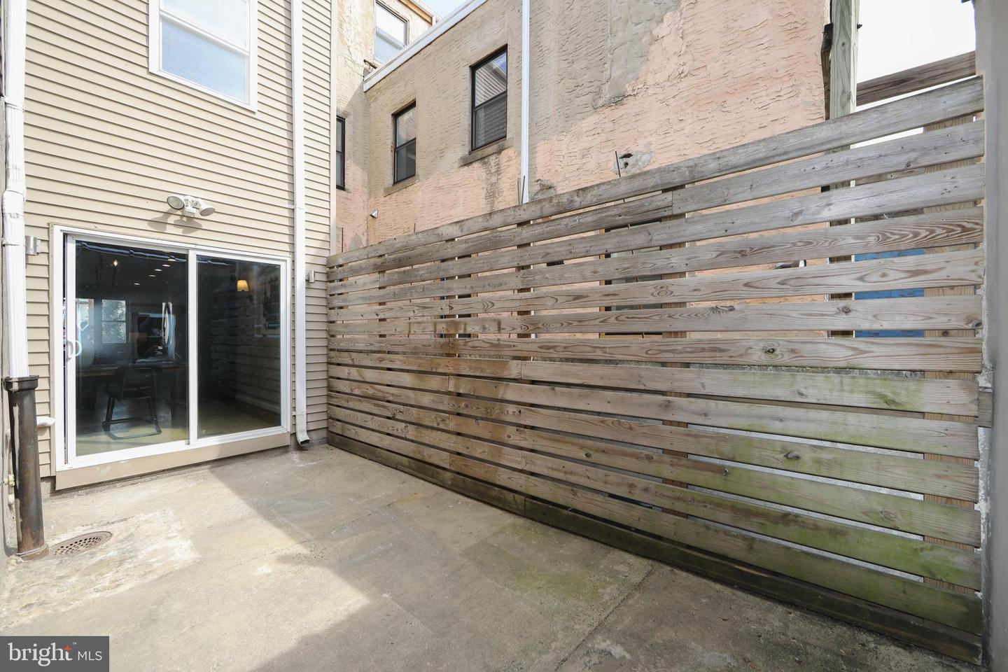 2537 Salmon St Property Photo 15