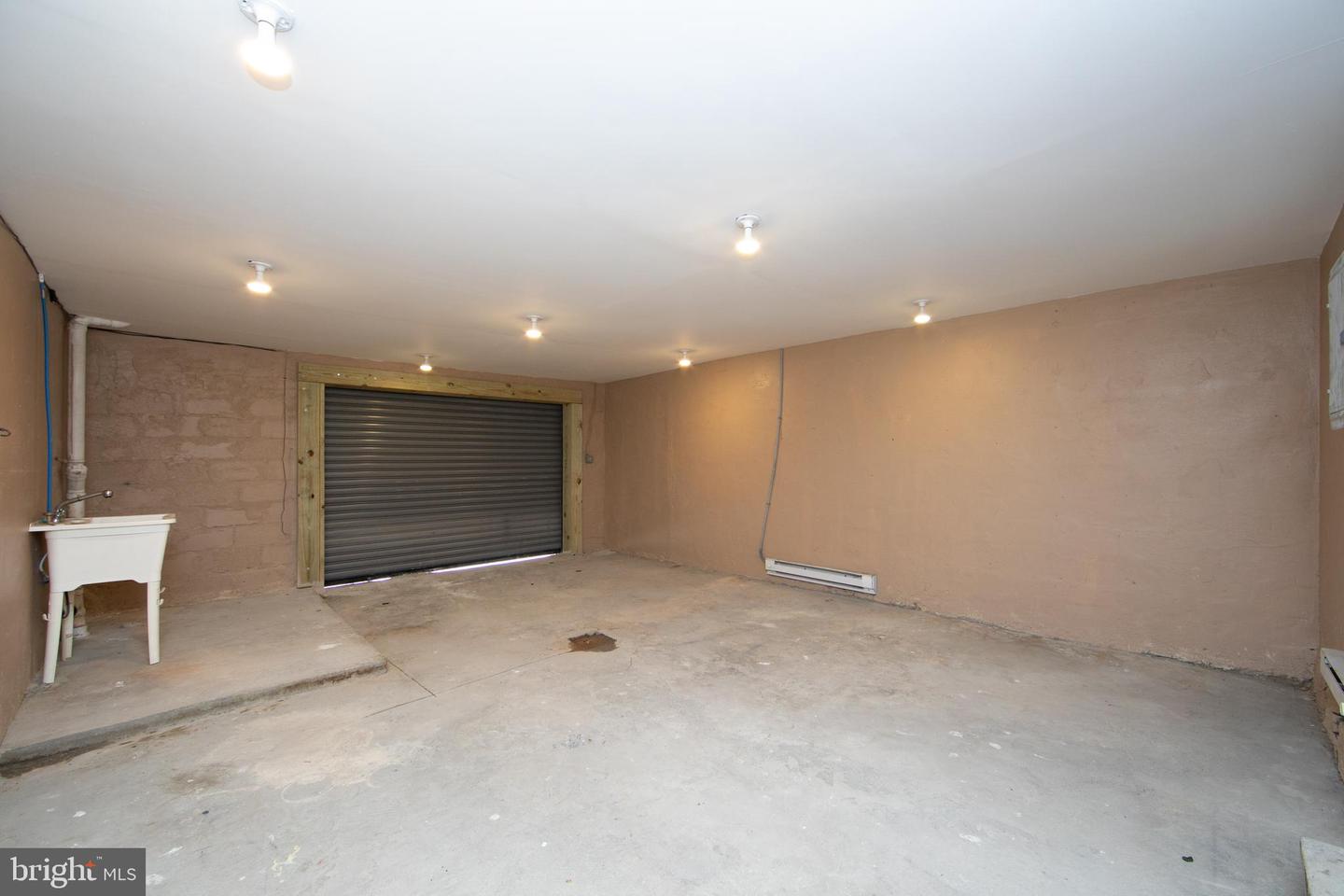 2537 Salmon St Property Photo 17