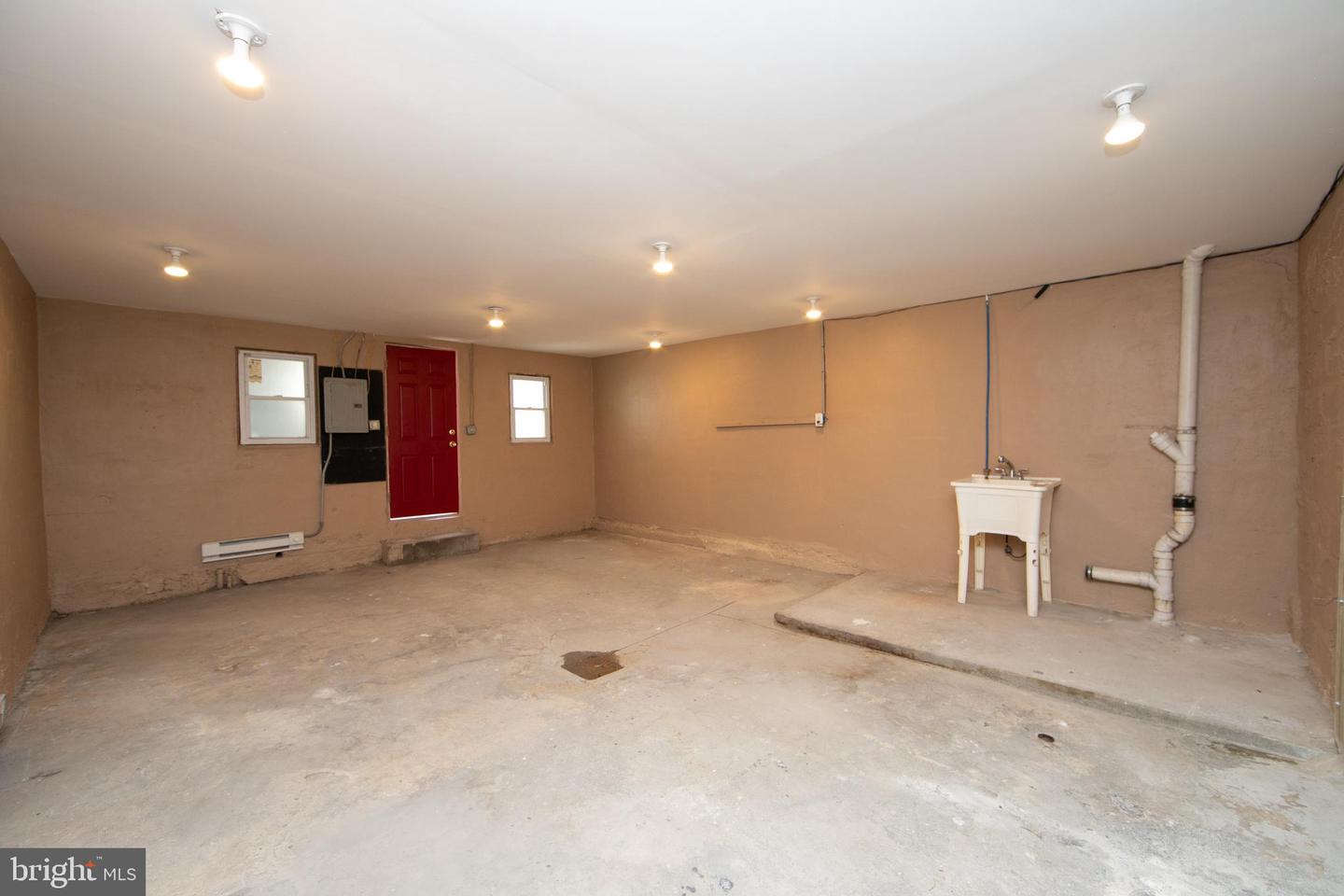 2537 Salmon St Property Photo 19