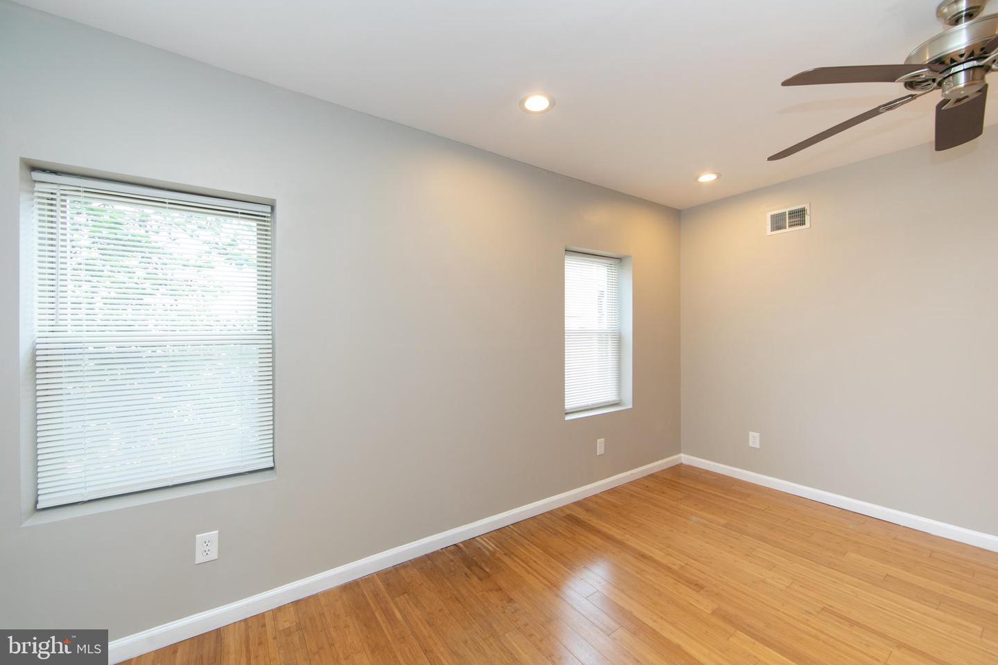 2537 Salmon St Property Photo 31