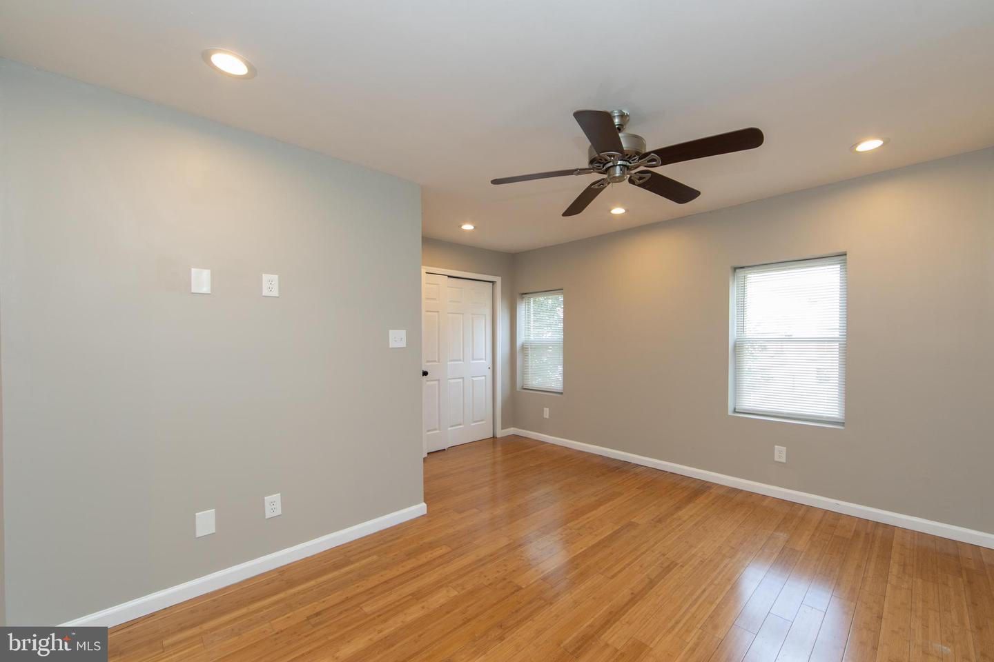 2537 Salmon St Property Photo 34