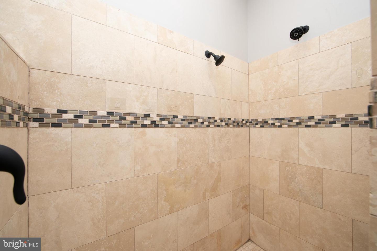 2537 Salmon St Property Photo 42