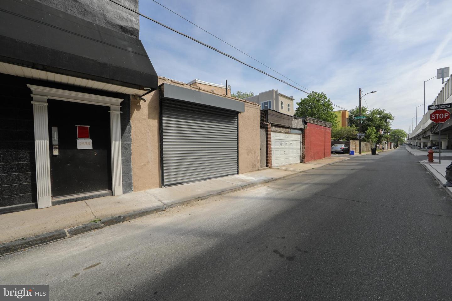 2537 Salmon St Property Photo 51