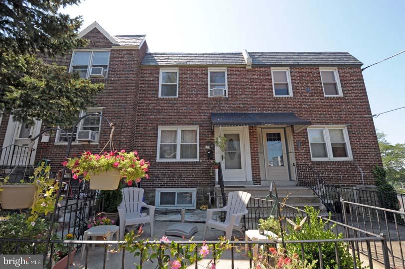 324 Dawson St Property Photo