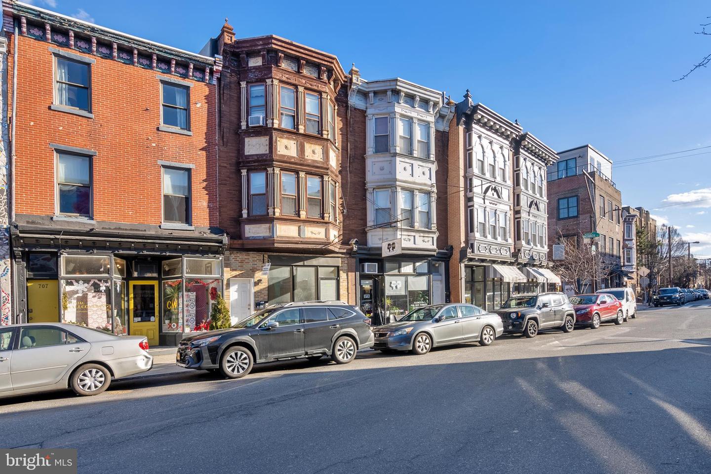709 E Passyunk Ave Property Photo 3