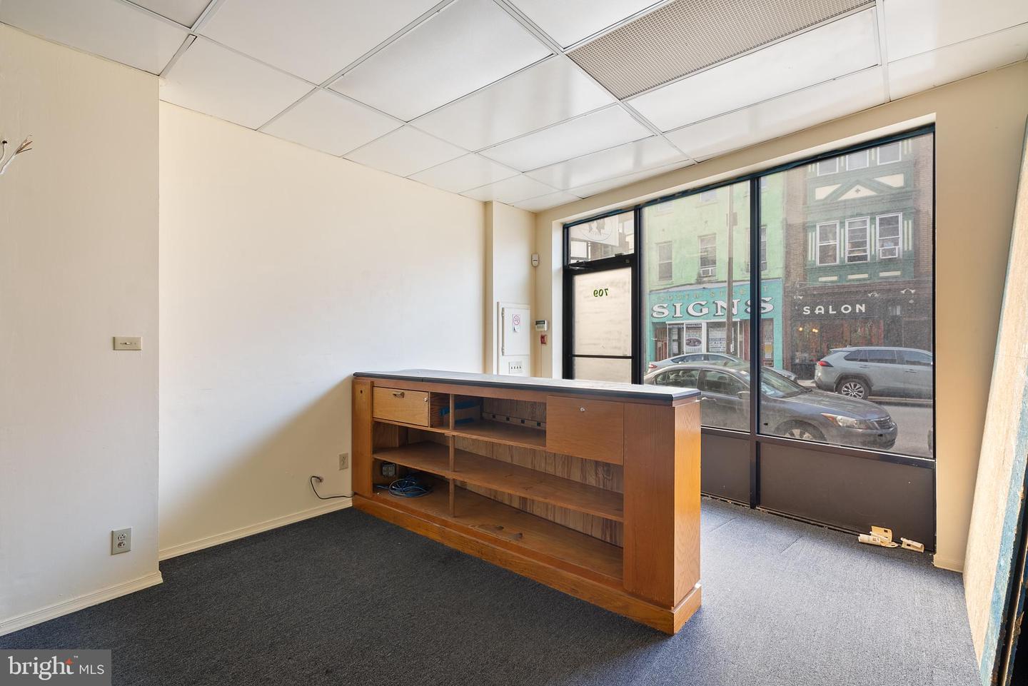 709 E Passyunk Ave Property Photo 6