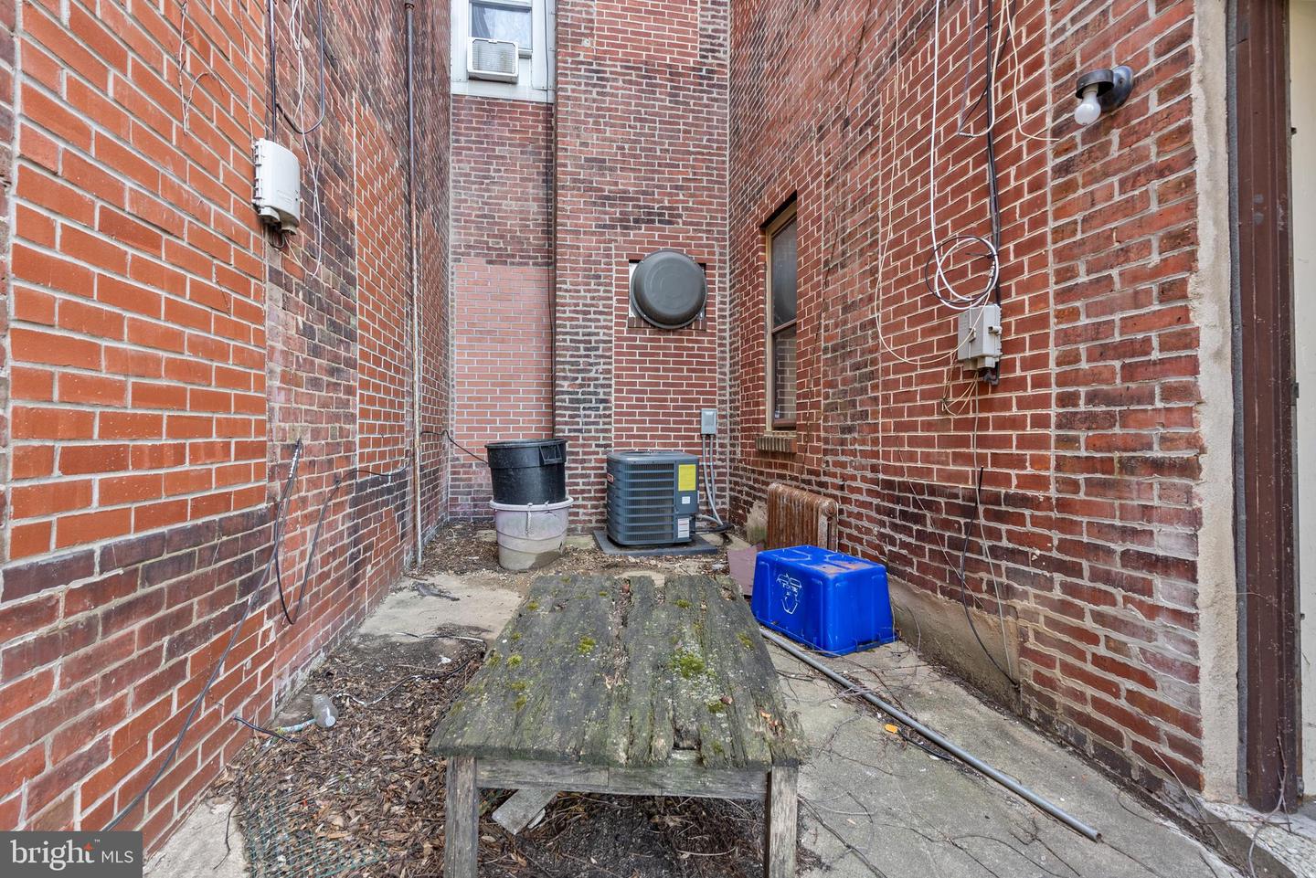 709 E Passyunk Ave Property Photo 31