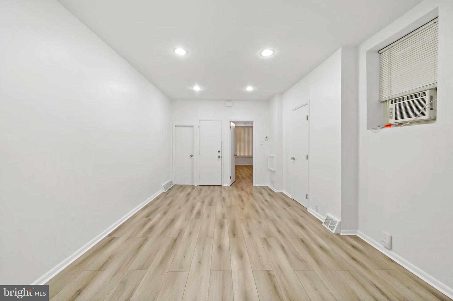 2020 S 21st St Property Photo 3