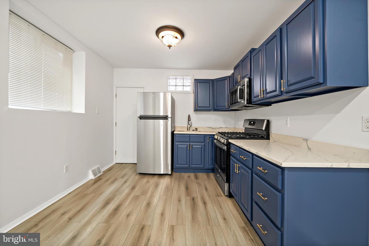 2020 S 21st St Property Photo 4
