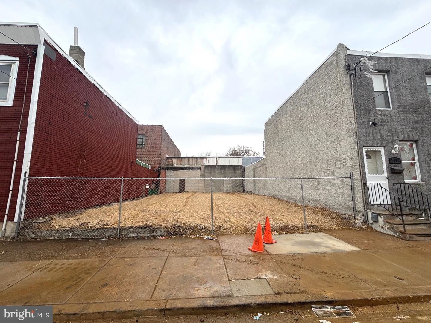 3052-54 Janney St Property Photo 3