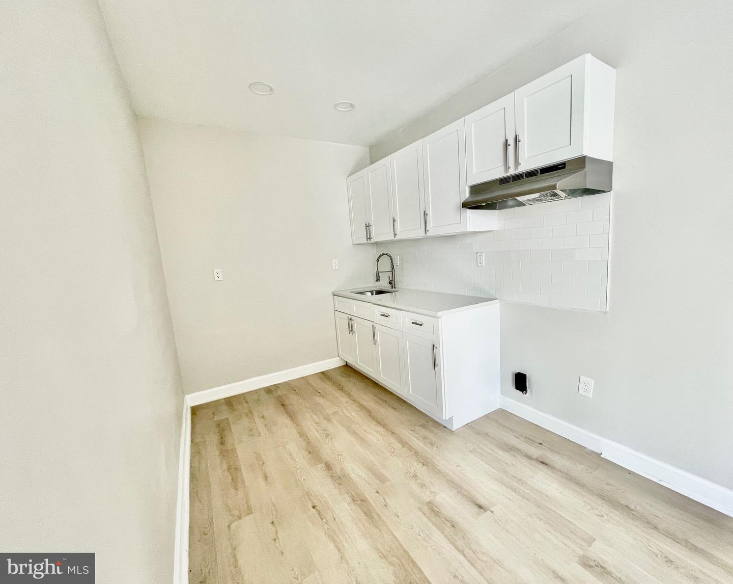 6227 Callowhill St Property Photo 9