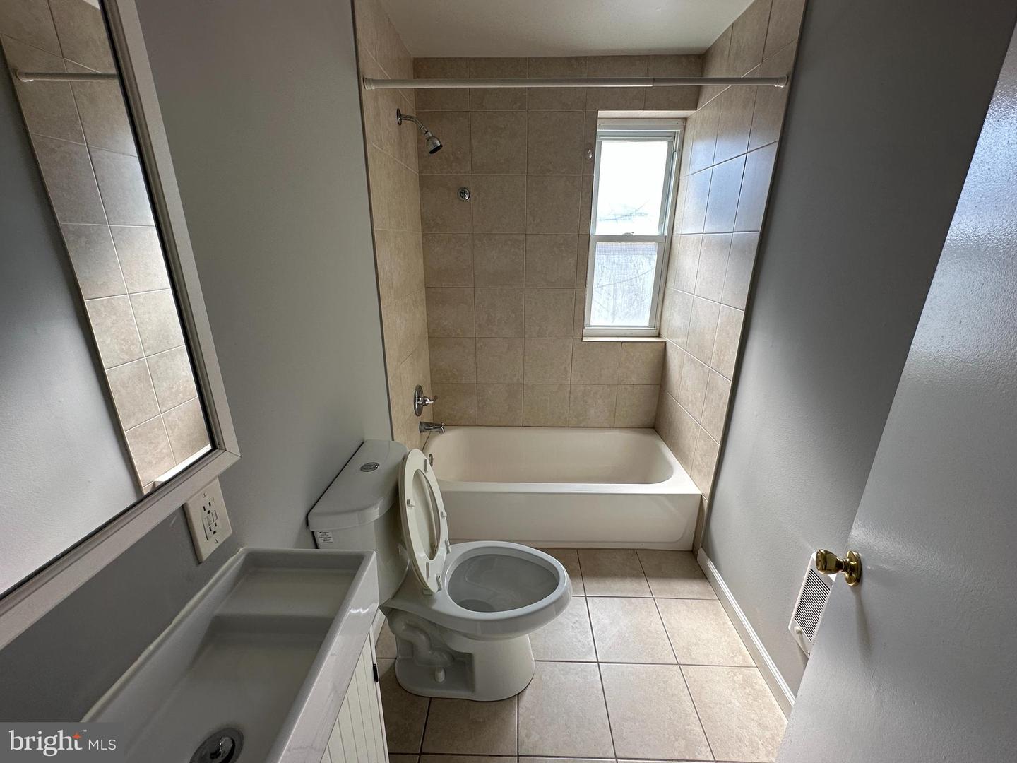 6141-1/2 Old York Rd #2 Property Photo 15