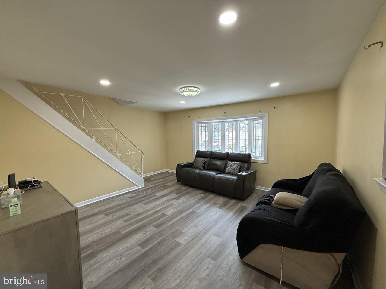 8718 Hargrave St Property Photo