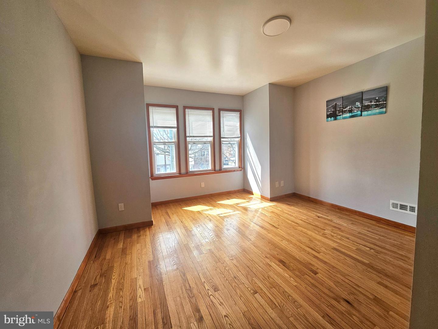 107 Porter St Property Photo 7