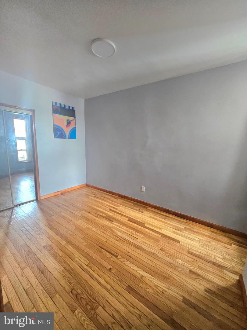 107 Porter St Property Photo 8
