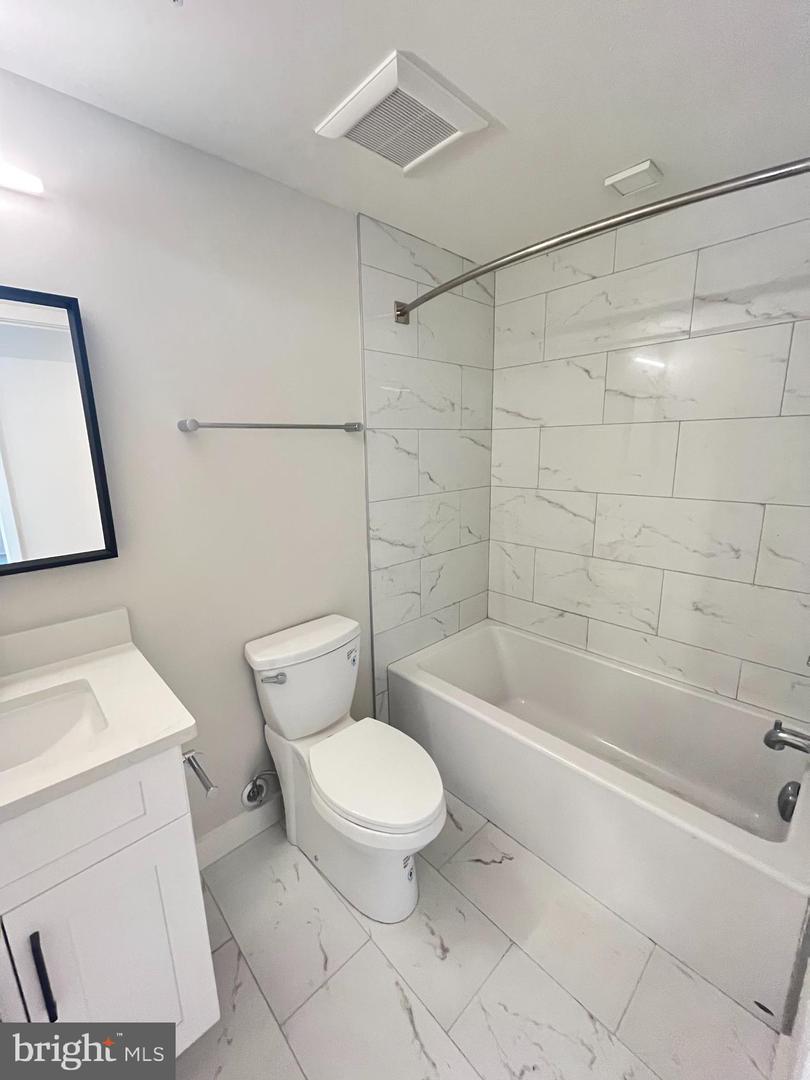 1805 N Howard St #203 Property Photo 20
