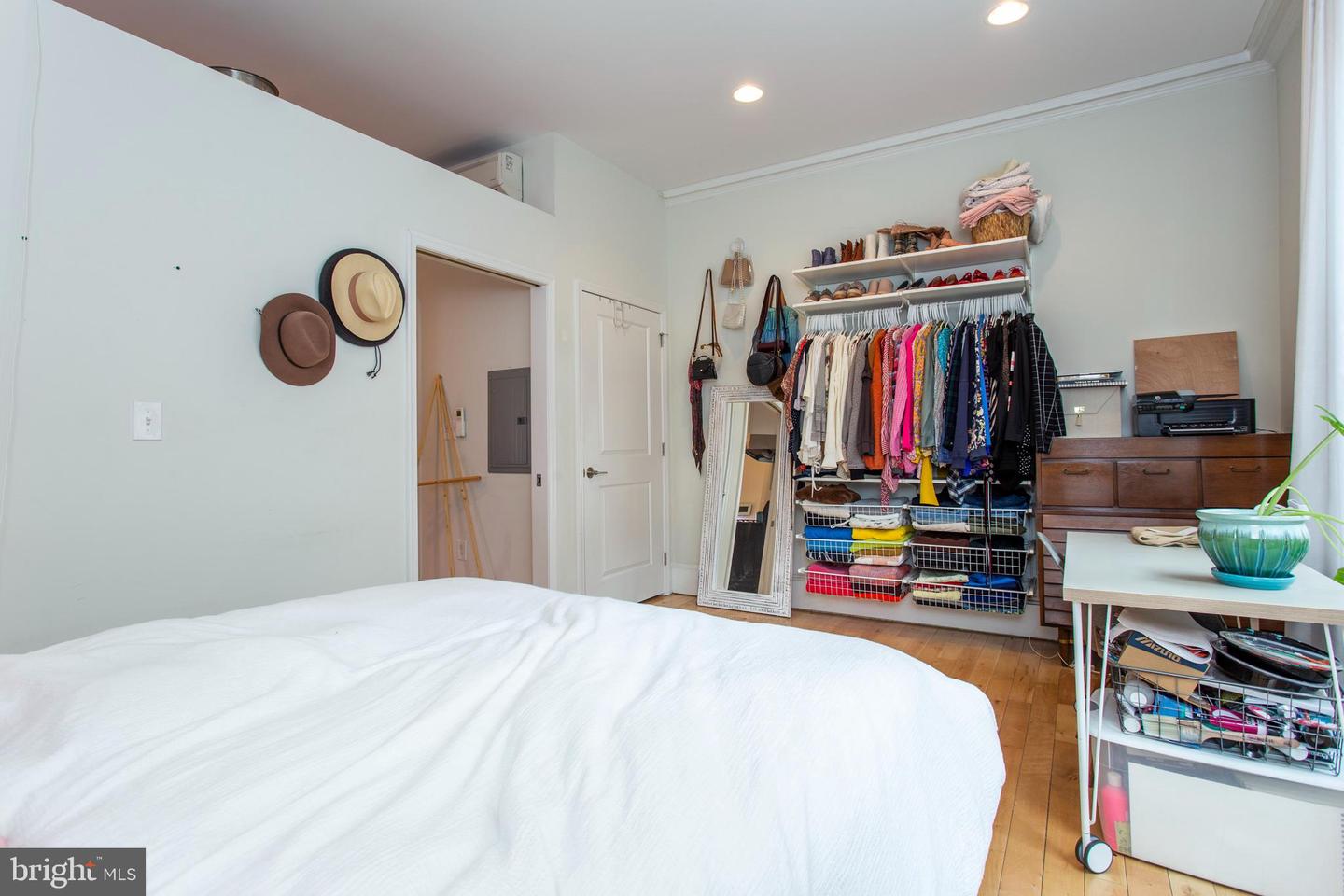2020 Locust St Property Photo 15