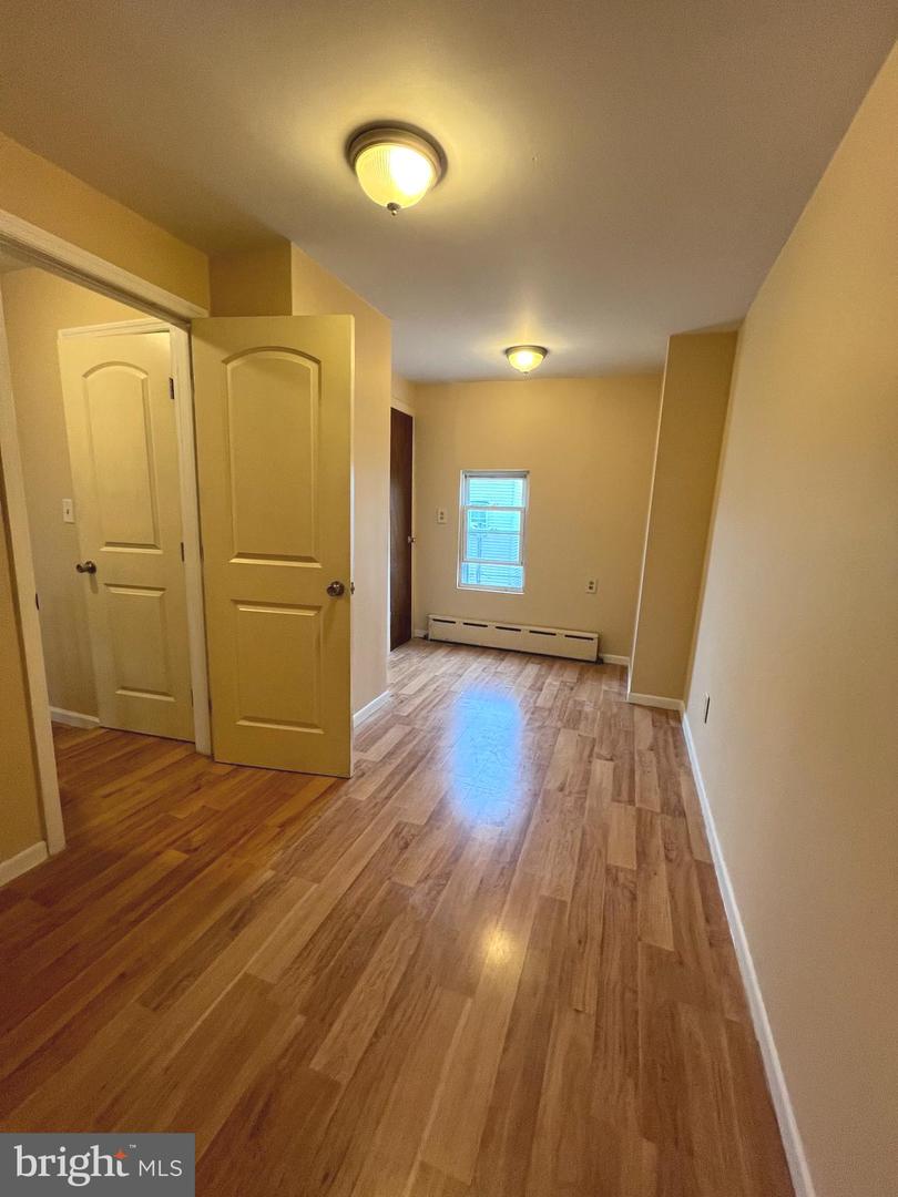 119 Tree St Property Photo 7