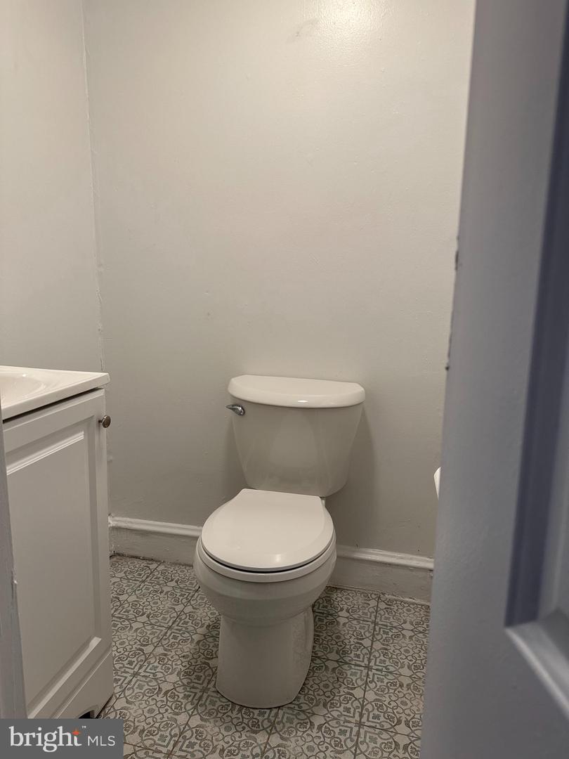 320 S 56th St Property Photo 6