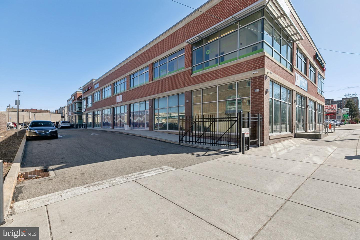 6232 Market St Property Photo 8