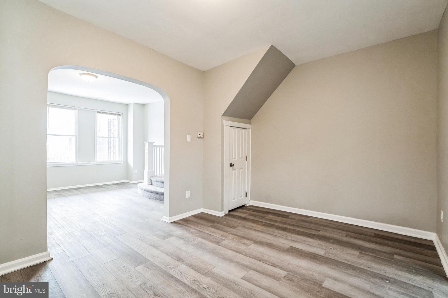 5745 Addison St Property Photo 10