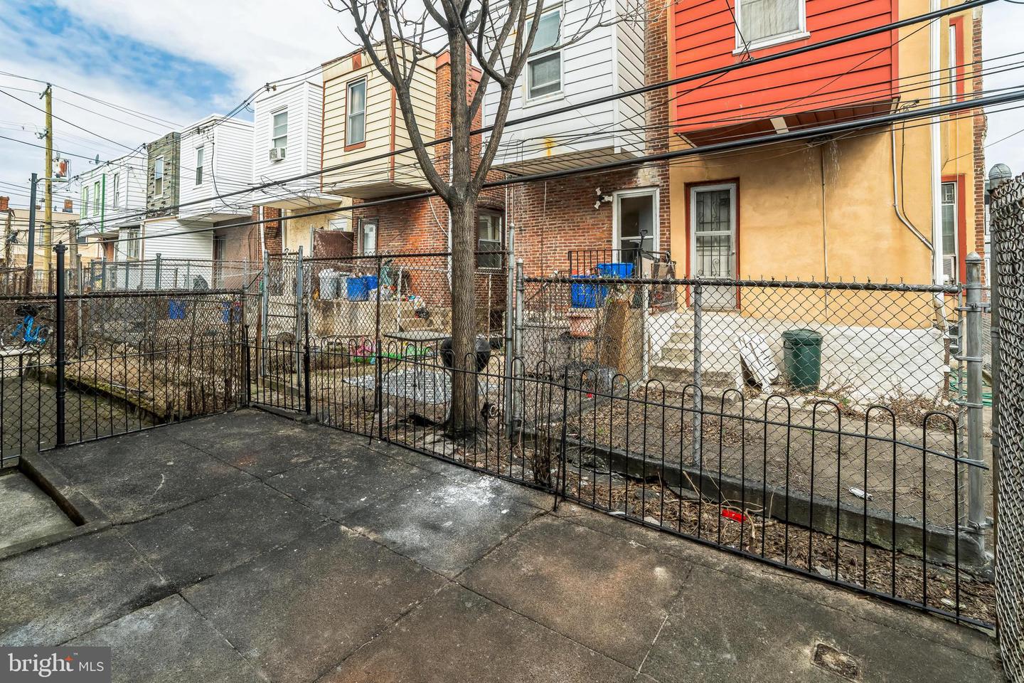 5745 Addison St Property Photo 14