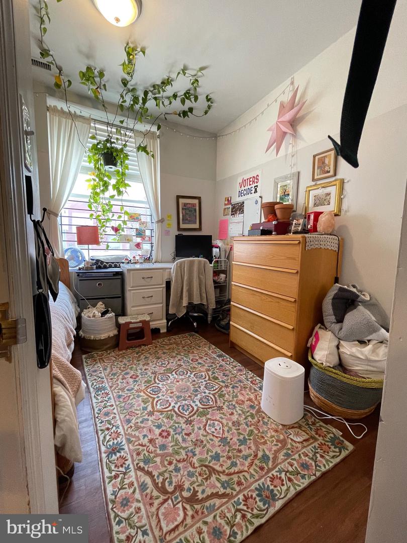 2024 N Carlisle St #1 Property Photo 5