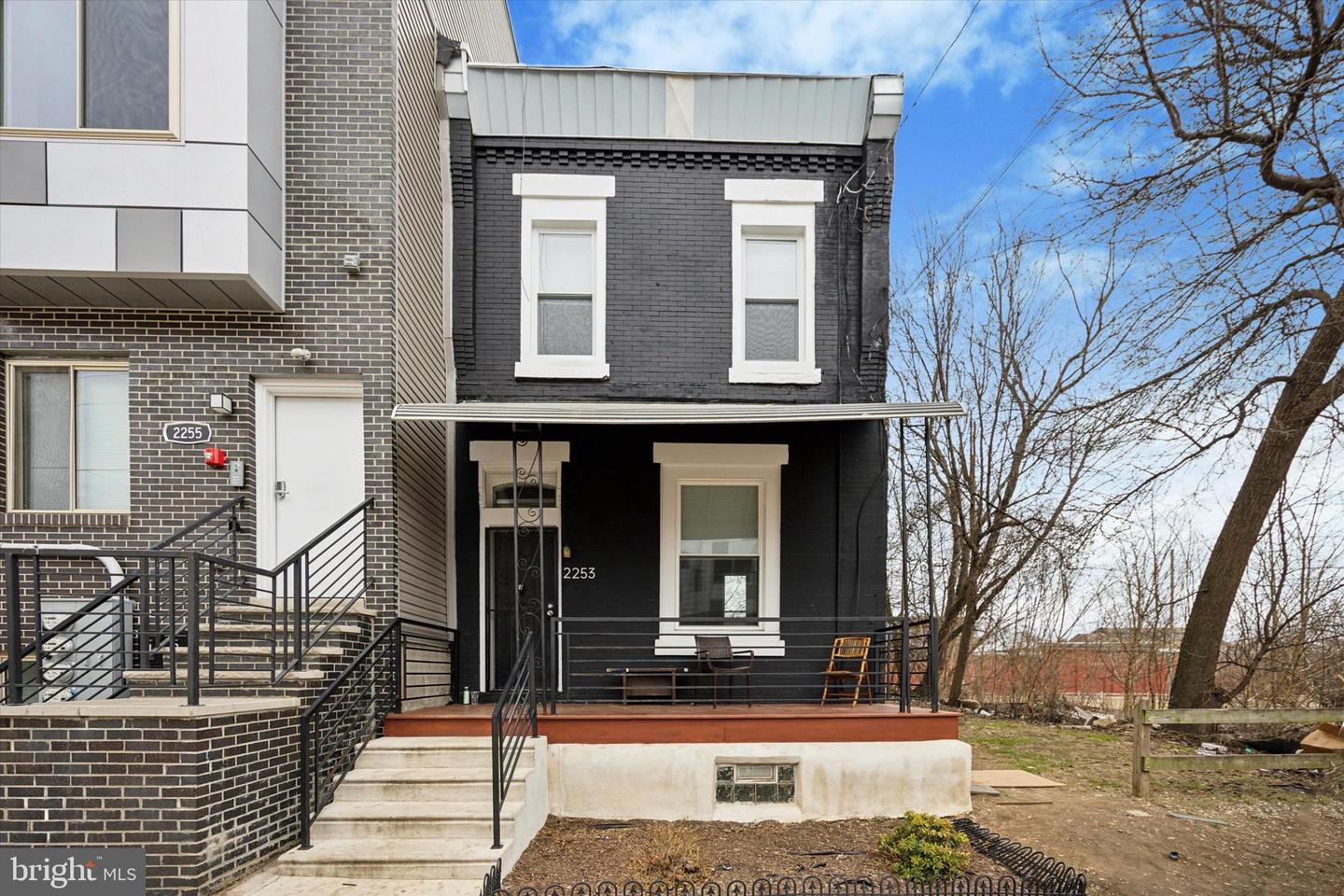 2253 N Delhi St Property Photo 1