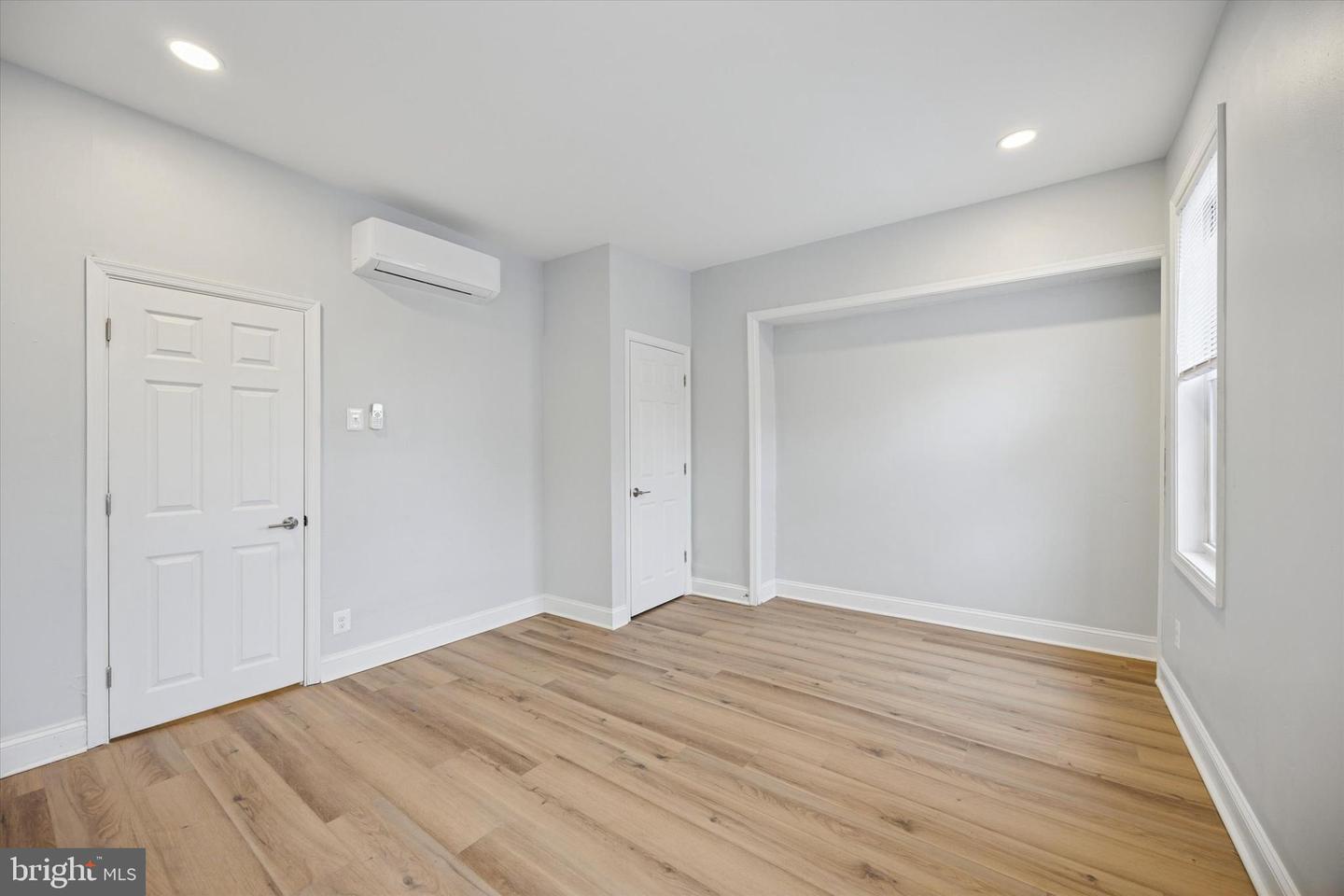 2253 N Delhi St Property Photo 17