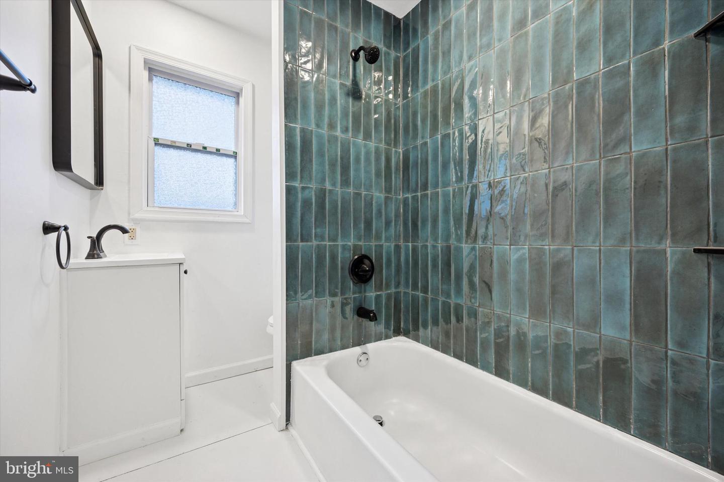2253 N Delhi St Property Photo 19