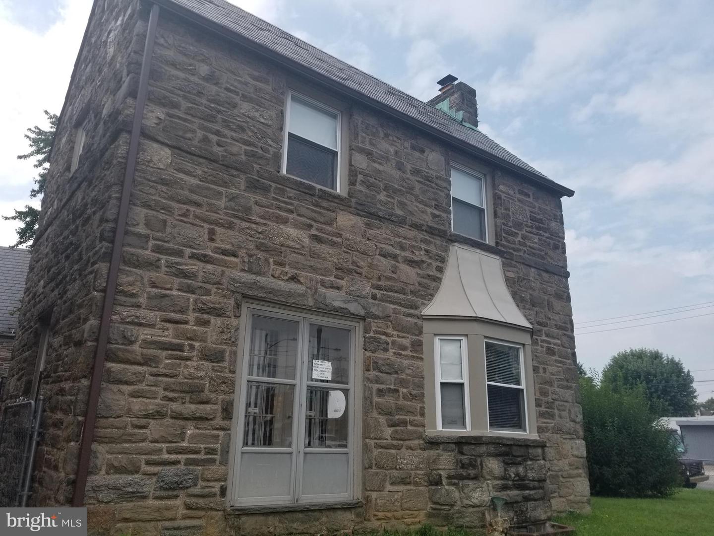 6950 CASTOR AVE #B101 Property Photo 1